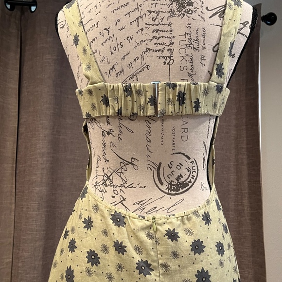 VRG GRL, maxi, open back, size 4 - Picture 4 of 5